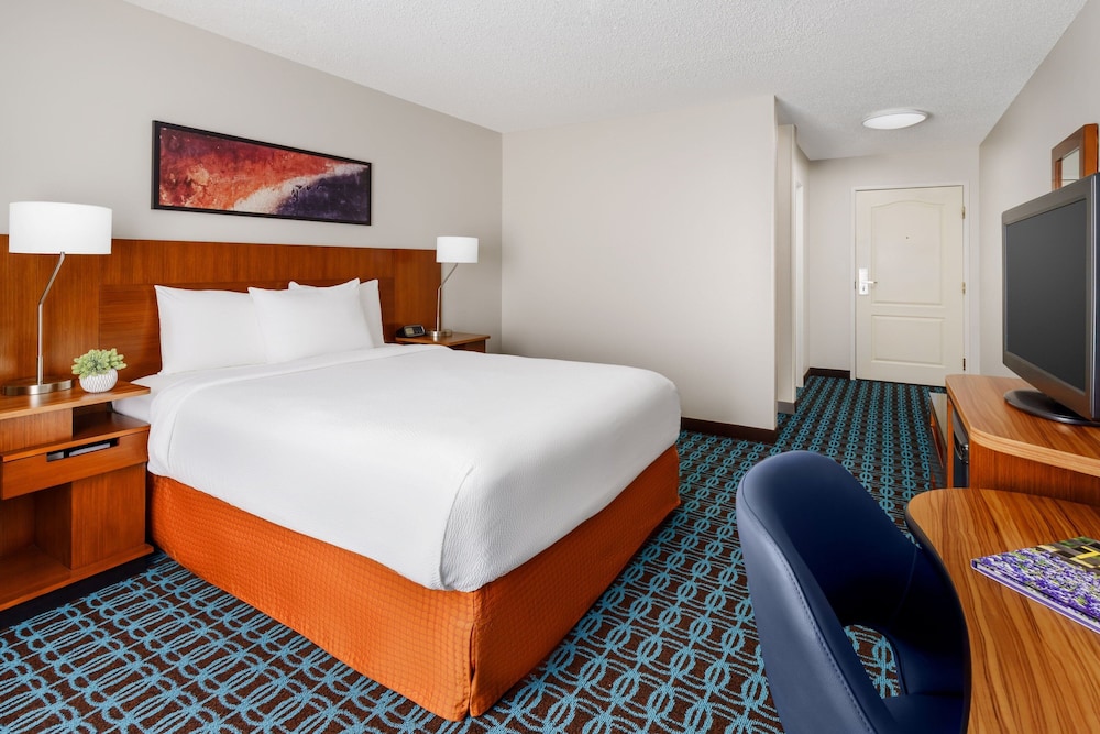 Fairfield Inn & Suites Houston The Woodlands - photo 10