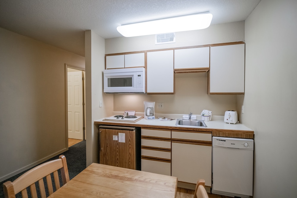 Telemark Northwoods Lodging - photo 48