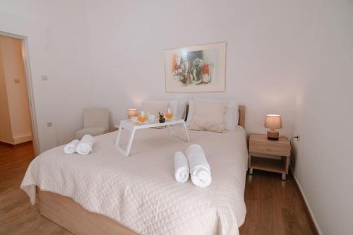 Luxury apartment in Heraklion — 4-Star Luxury Hotel in Irakleion, Greece