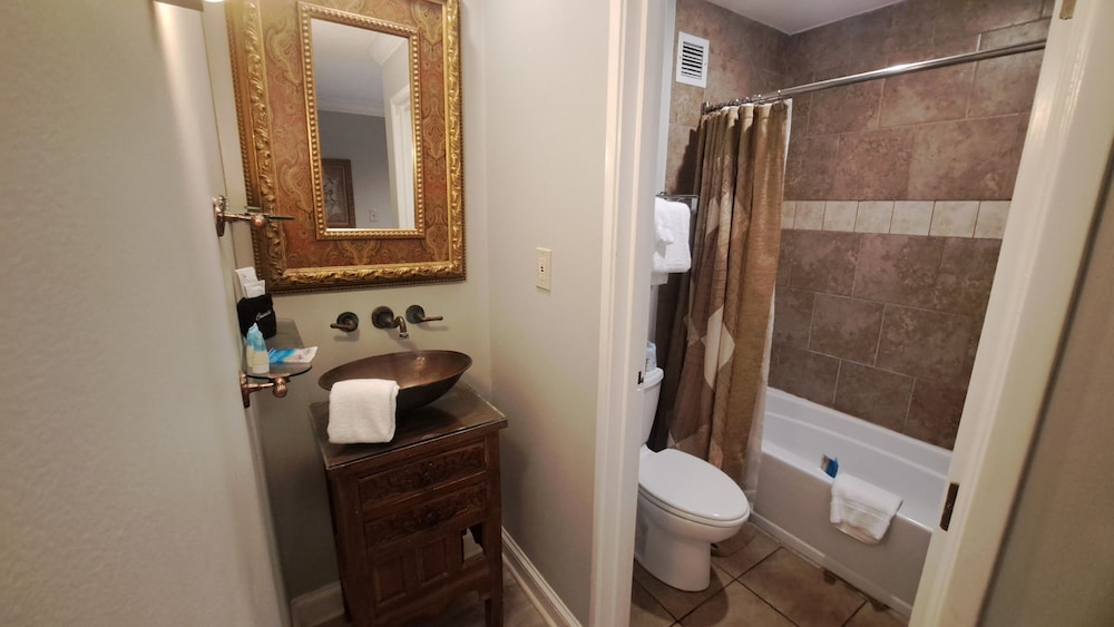 Saint Simons Inn by the Lighthouse - photo 142