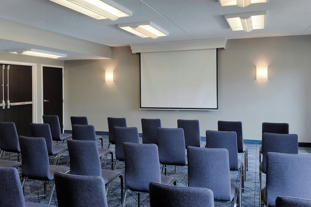 Courtyard by Marriott Dayton South Mall - photo 46