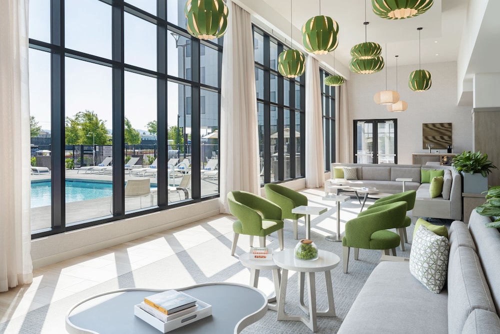 Element San Jose Airport - photo 2