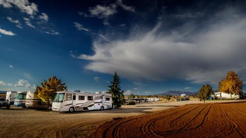 Blue Mountain RV Park - photo 4