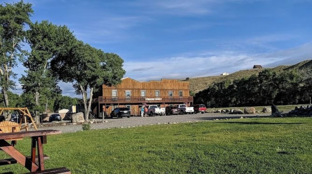 Chinook Winds Motel - photo 158