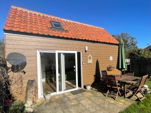 ‘The Wheelhouse’ Nautically Themed with Large Sleeping Deck in Southwold, United Kingdom