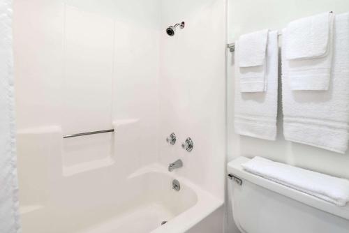 Post Oak Inn - photo 7