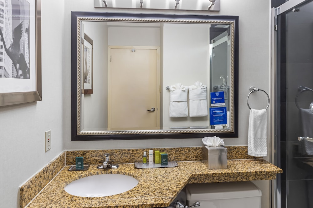 DoubleTree by Hilton Roseville Minneapolis - photo 22