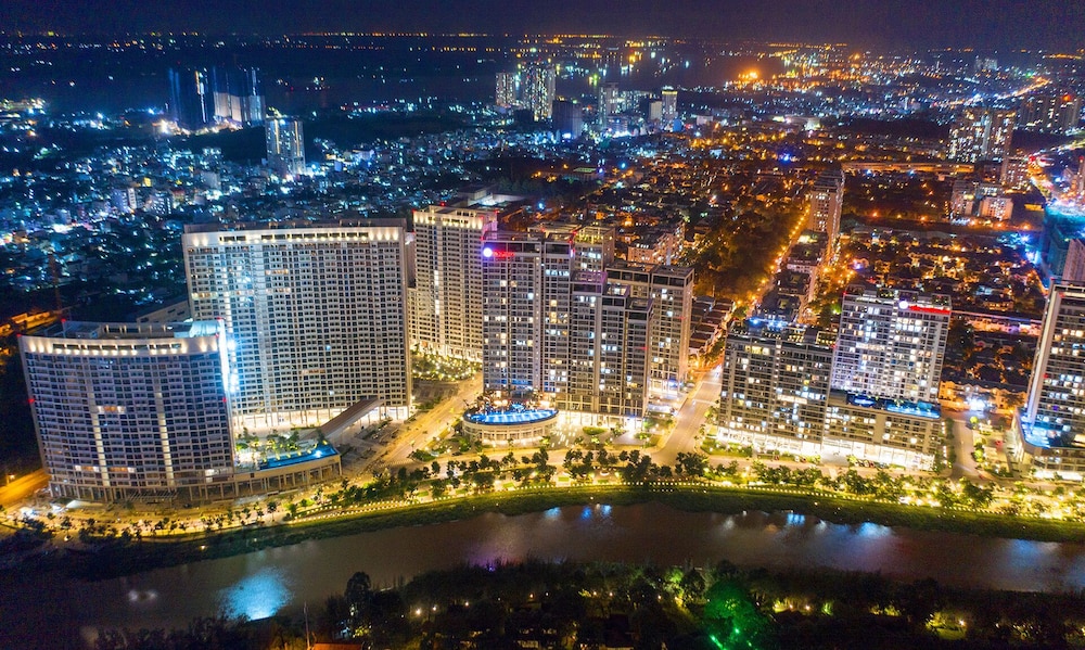 Midtown Apartments by Saigon Phú Mỹ Hưng — 4-Star Luxury Hotel in Ho Chi Minh City, Vietnam