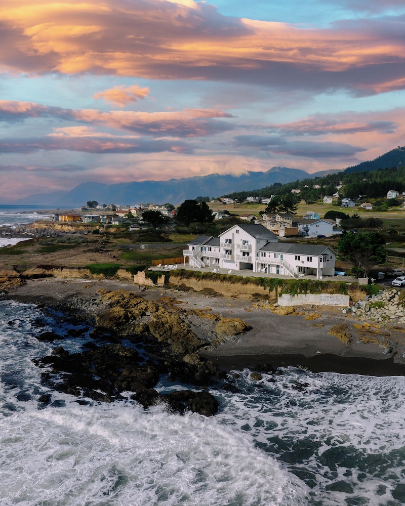 Black Sands Inn in Fort Bragg, United States