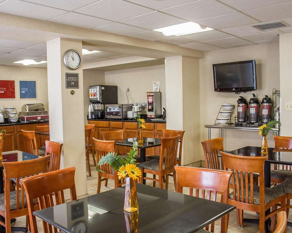 Comfort Inn Wethersfield Hartford - photo 26