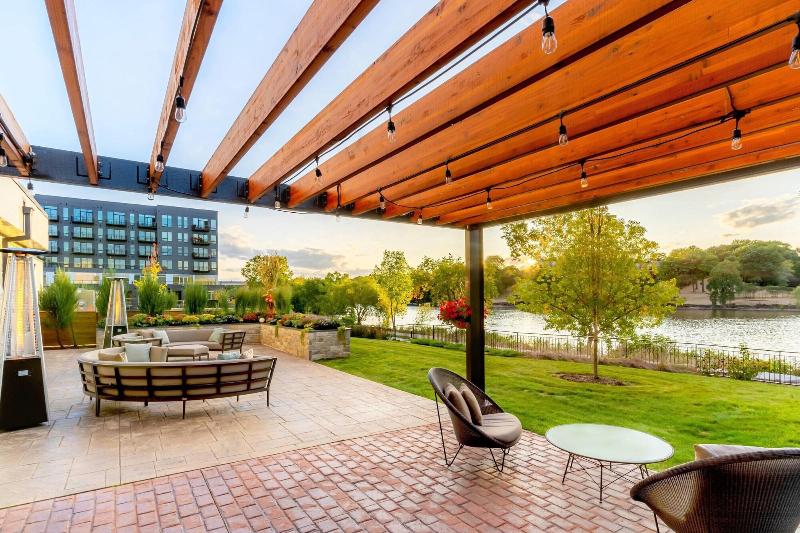 Courtyard by Marriott Appleton Riverfront - photo 11