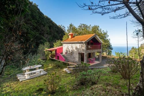 A refuge in nature Chalet D’Avó Teresa in Sao Vicente, Portugal