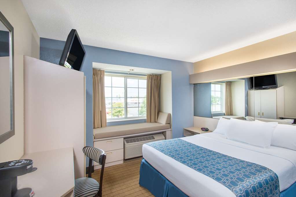 Microtel Inn & Suites by Wyndham Seneca Falls - photo 9