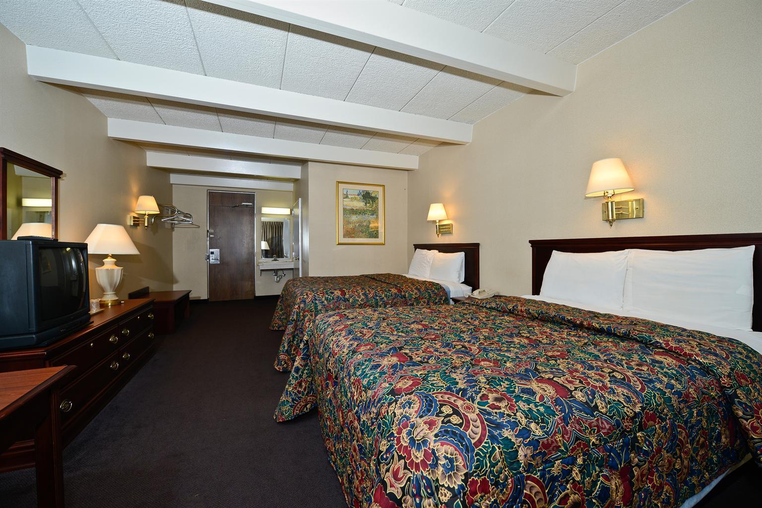 Americas Best Value Inn Phillipsburg - photo 11