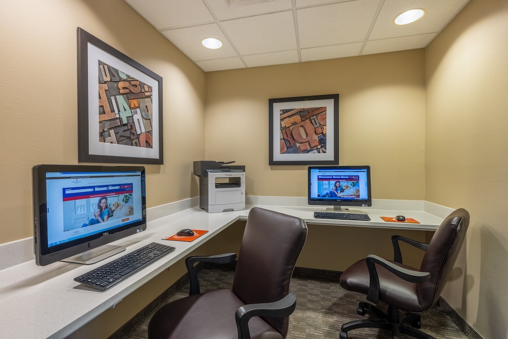 Candlewood Suites Springfield Medical District - photo 20