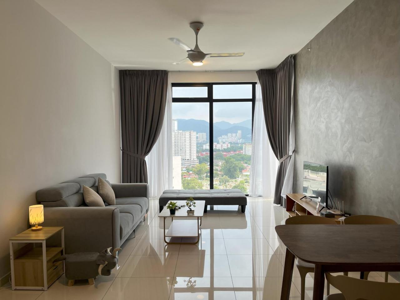 Rooftop Sky Pool 2BR Premium Homestay Georgetown 城市 6 pax — 4-Star Luxury Hotel in George Town, Malaysia