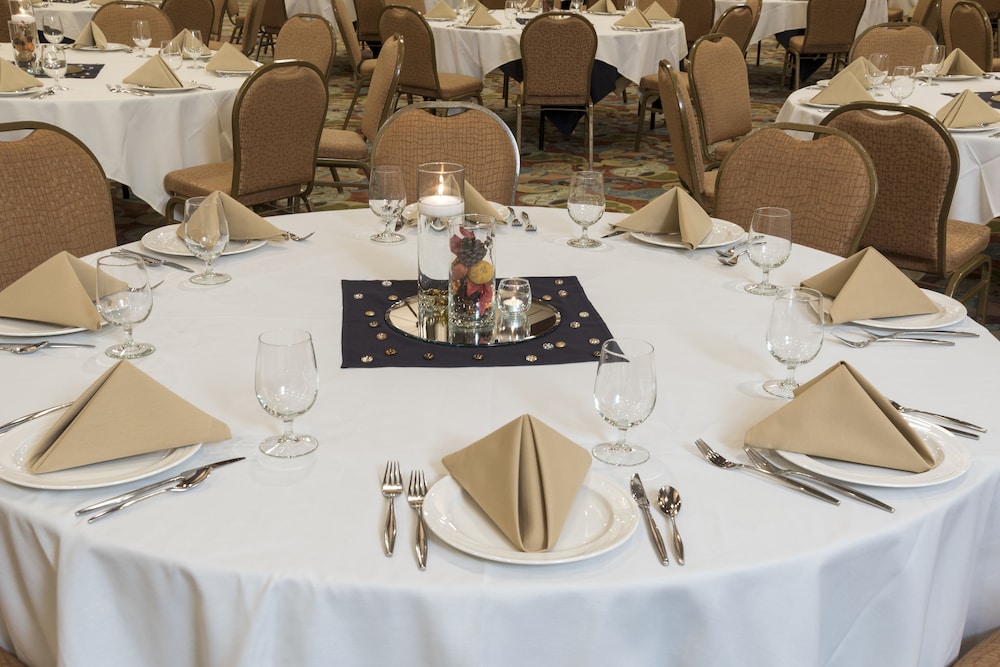 Holiday Inn Midland by IHG - photo 27