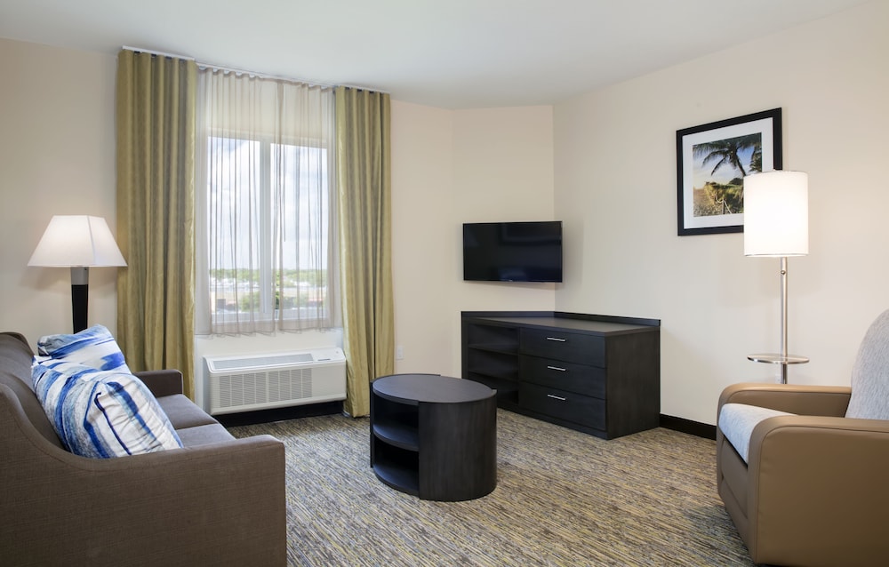 Candlewood Suites Miami Exec Airport Kendall by IHG - photo 14
