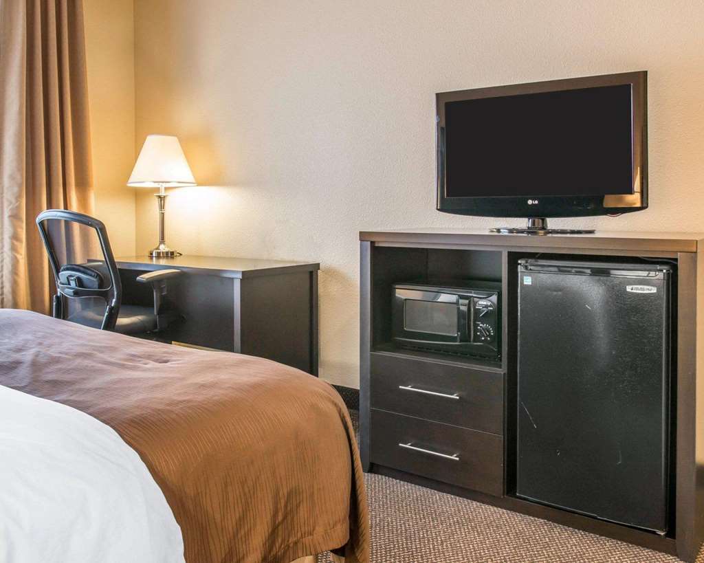 Quality Inn & Suites Niles - photo 51