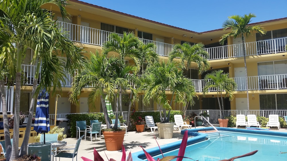 Ocean Mile Hotel - featured photo
