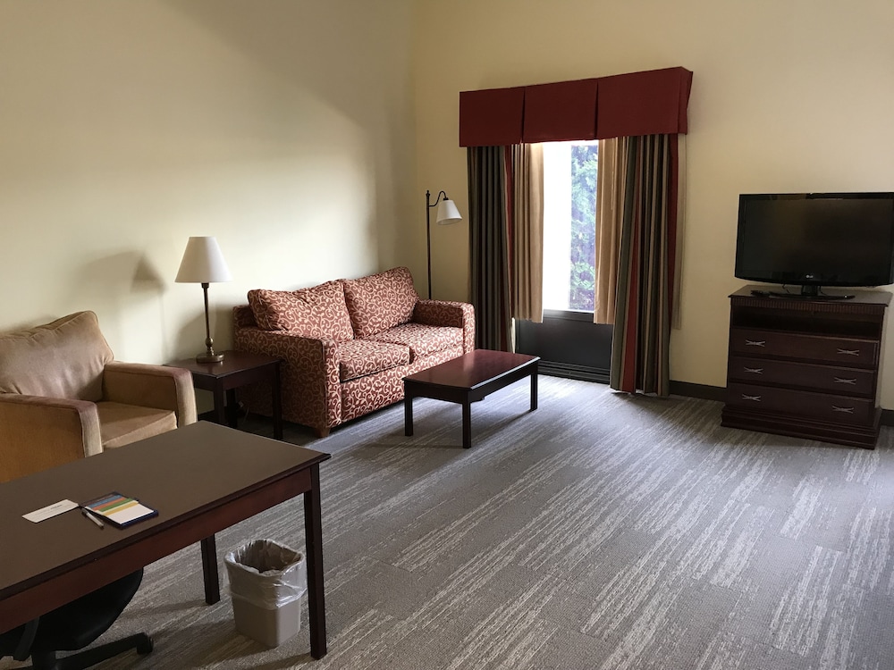 Hampton Inn & Suites Lamar - photo 65