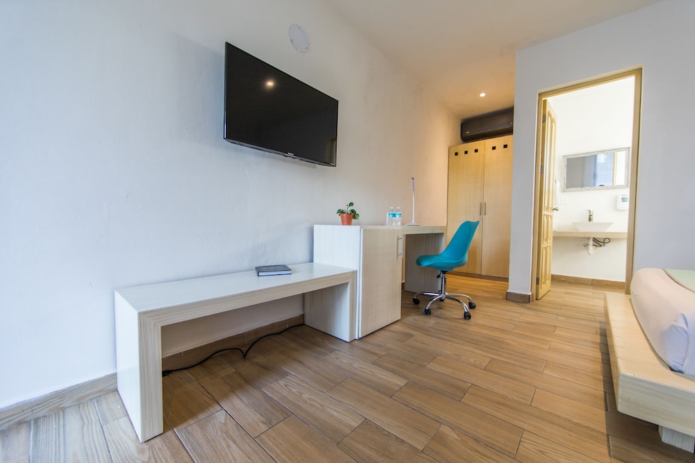 In-room business center