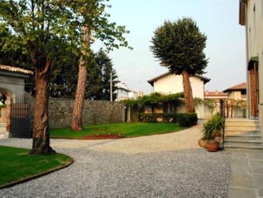 Villa Butussi Lospitalità del Vino — 4-Star Luxury Hotel in Corno Di Rosazzo, Italy