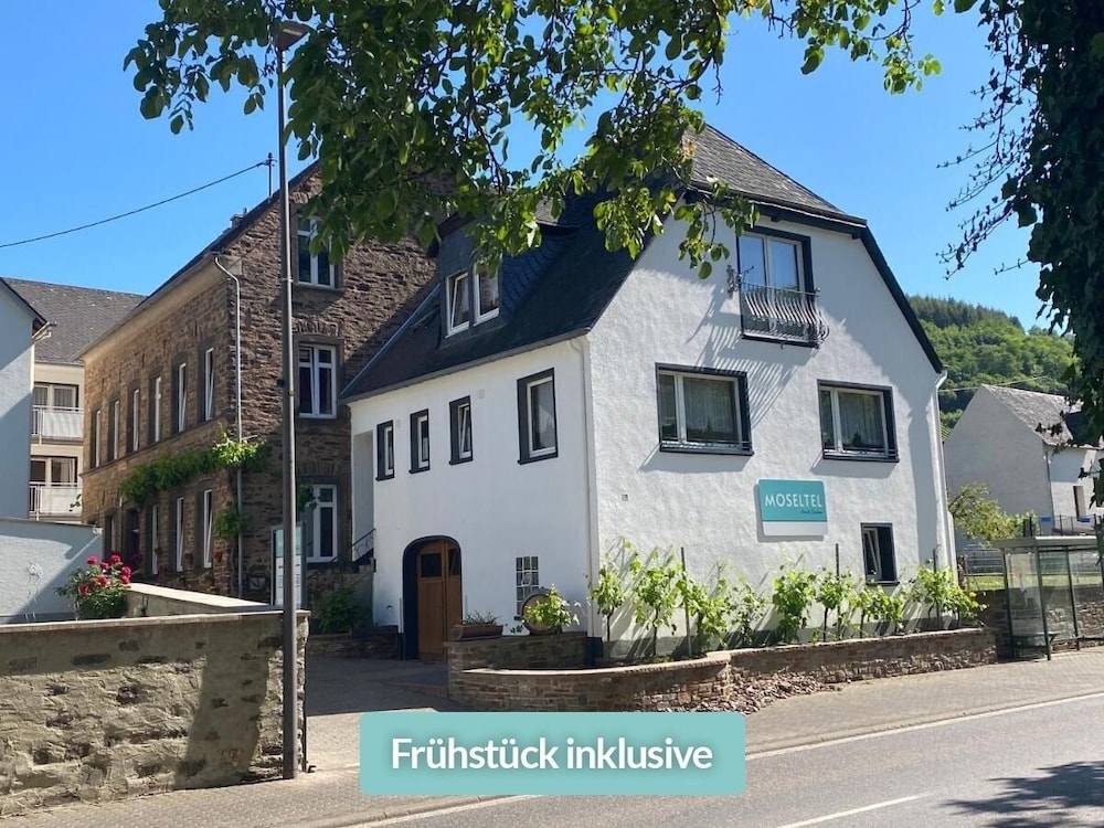 Moseltel Ernst Cochem - carbon neutral hotel in Bruttig-Fankel