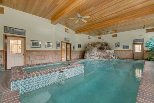 Seasons at McCall by Casago McCall Donerightmanagement - photo 11
