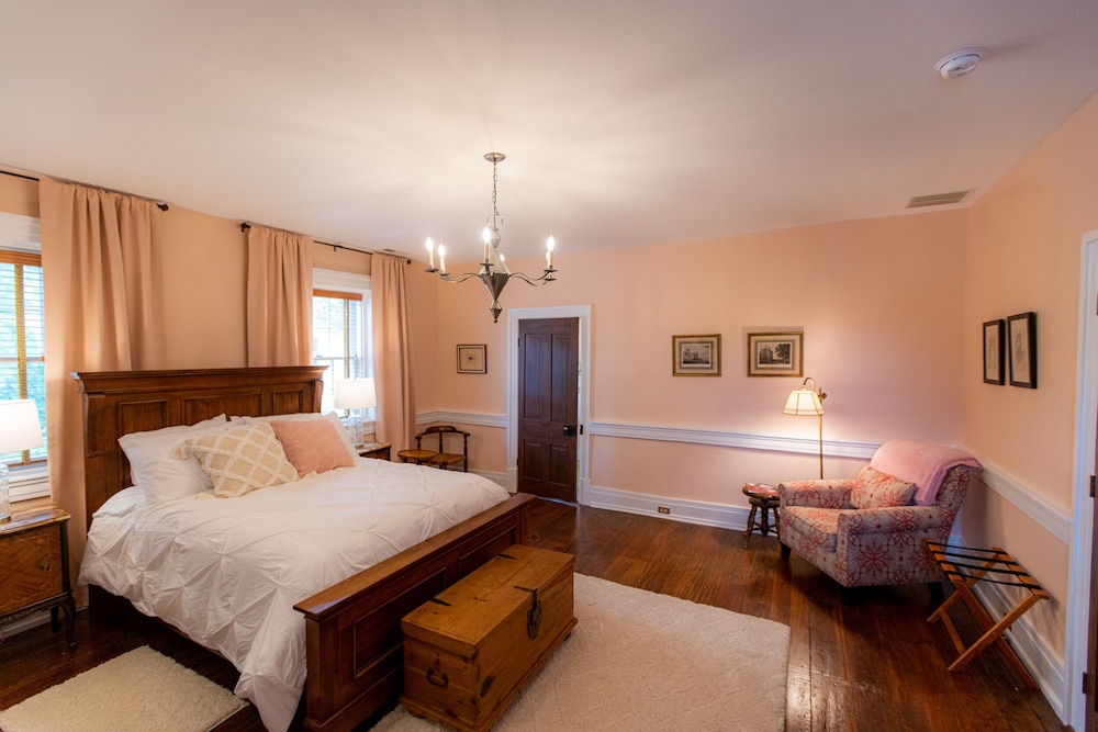 Thomas Rose Inn - photo 8