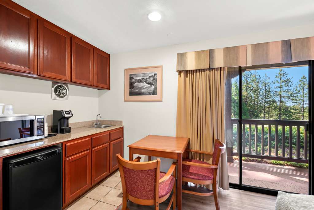 Best Western Stagecoach Inn - photo 26