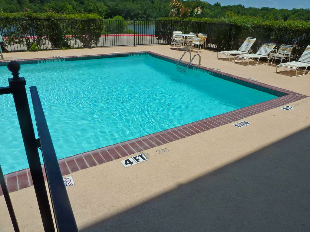Americas Best Value Inn & Suites Gun Barrel City - photo 29