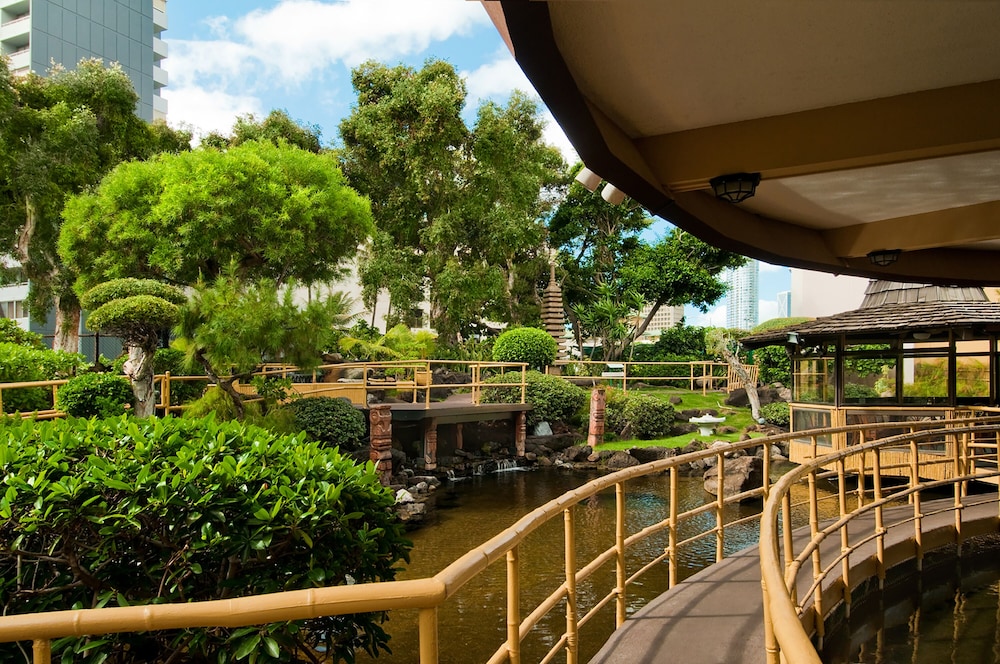 Pagoda Hotel - photo 25