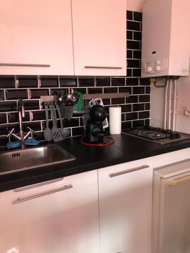 Location Studio 4 Pers Piscine in Cap Dagde, France