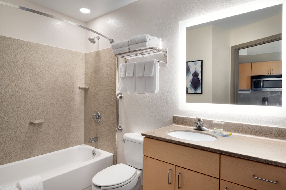 Candlewood Suites Watertown Fort Drum by IHG - photo 28
