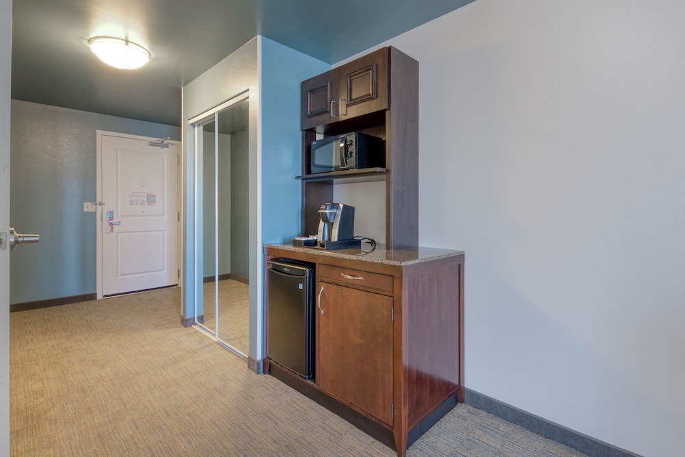 Hilton Garden Inn Durham Southpoint - photo 18