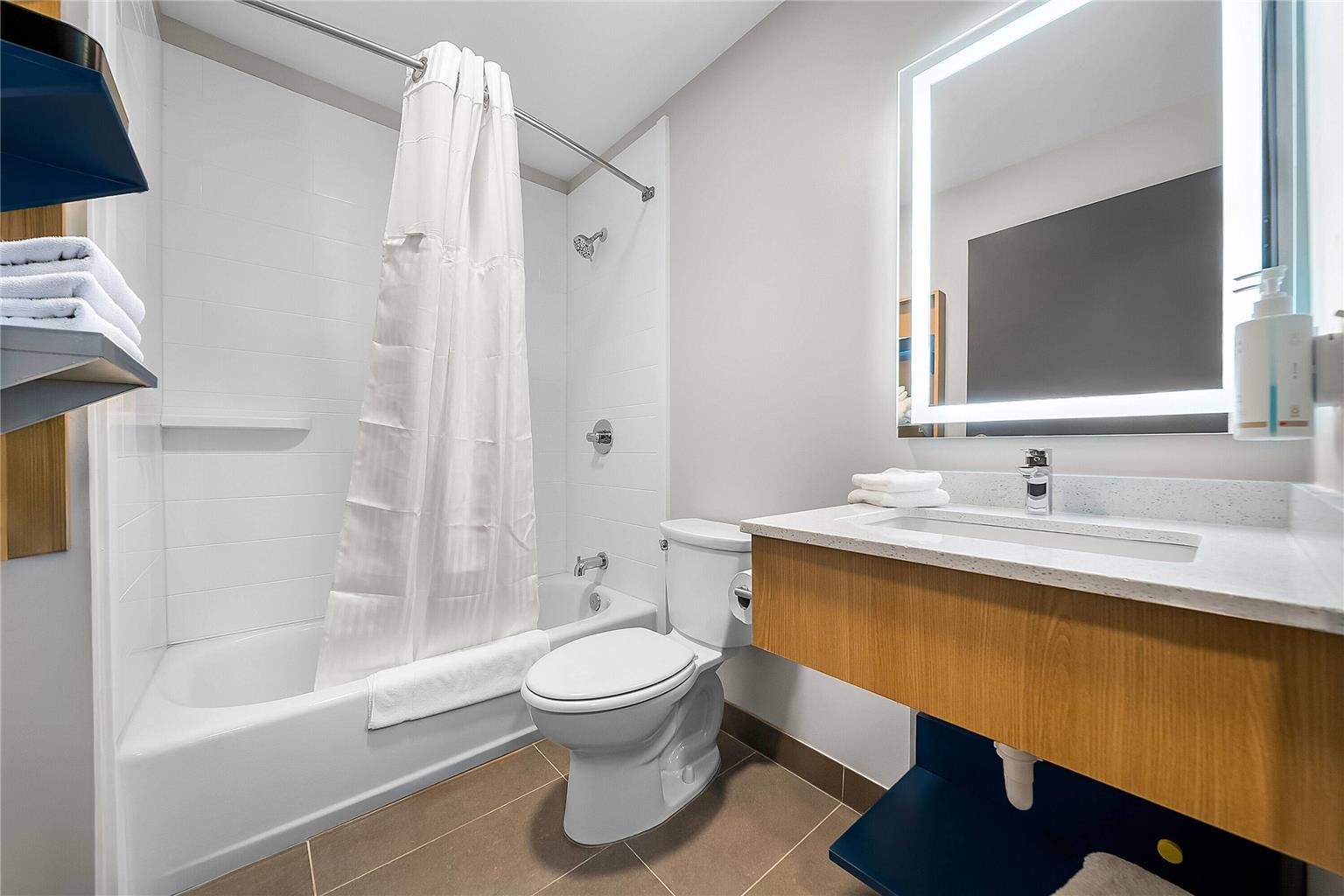 Microtel Inn and Suites by Wyndham Prattville Montgomery - photo 42