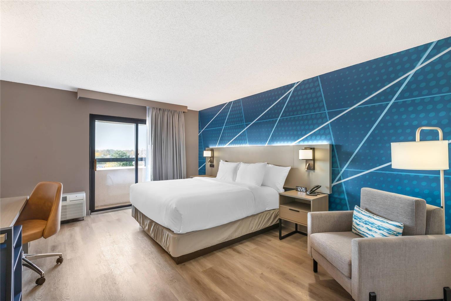 Comfort Inn & Suites Arlington Heights Buffalo Grove - photo 8