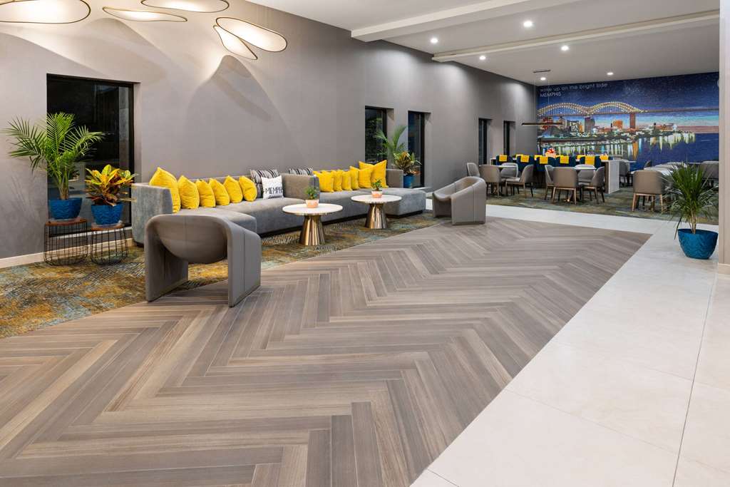 La Quinta Inn & Suites by Wyndham Memphis I 240 - photo 6