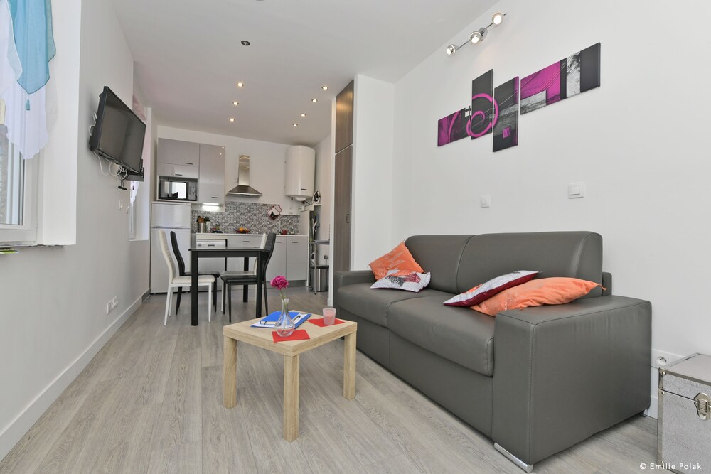 Comme à la Maison — 4-Star Luxury Hotel in Saint-Quentin, France