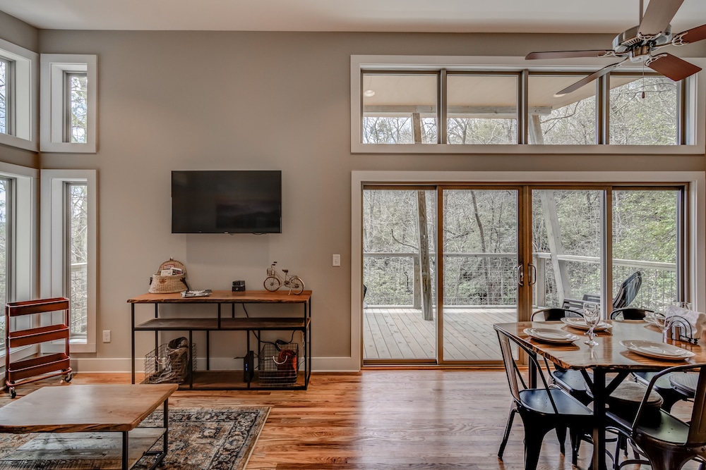 Pilot Cove Forest Lodging - photo 26