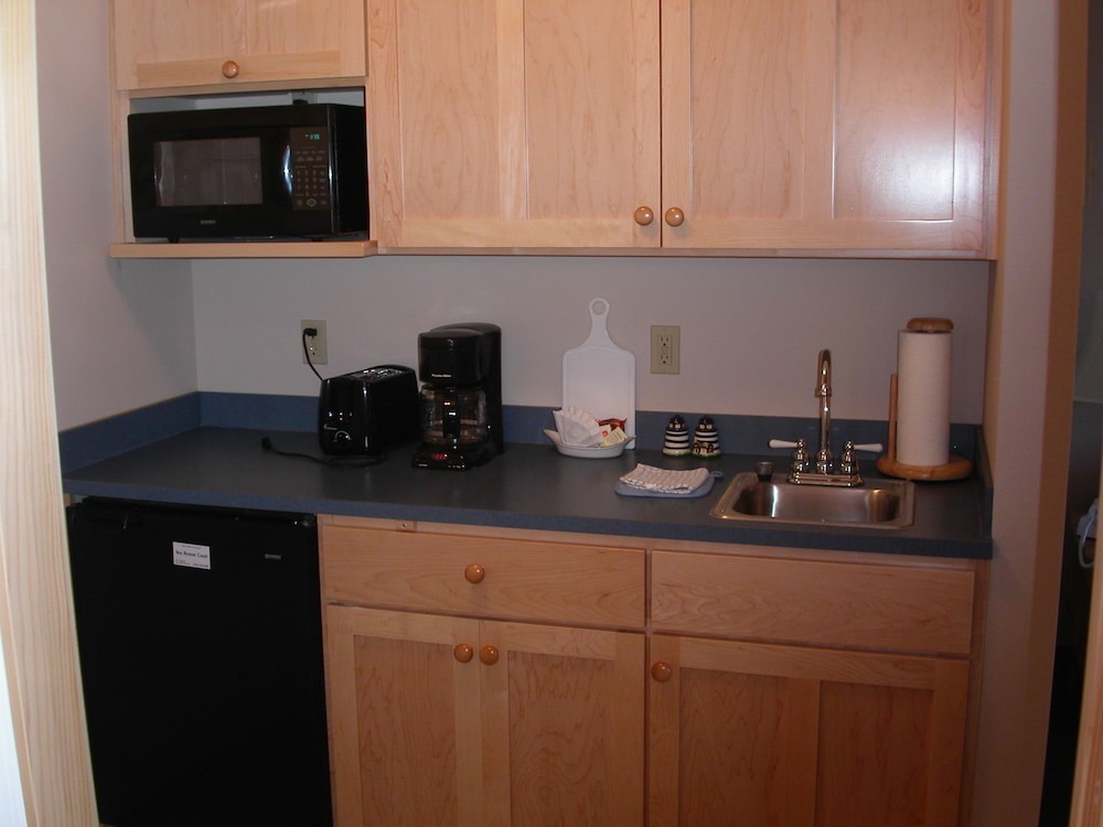 Sea Breeze Court - photo 20