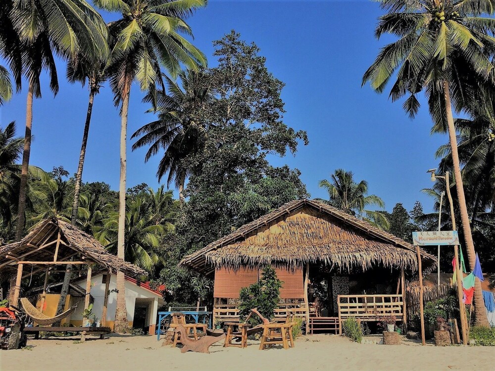 Mermaid Paradises JR Resort in San Vicente, Philippines