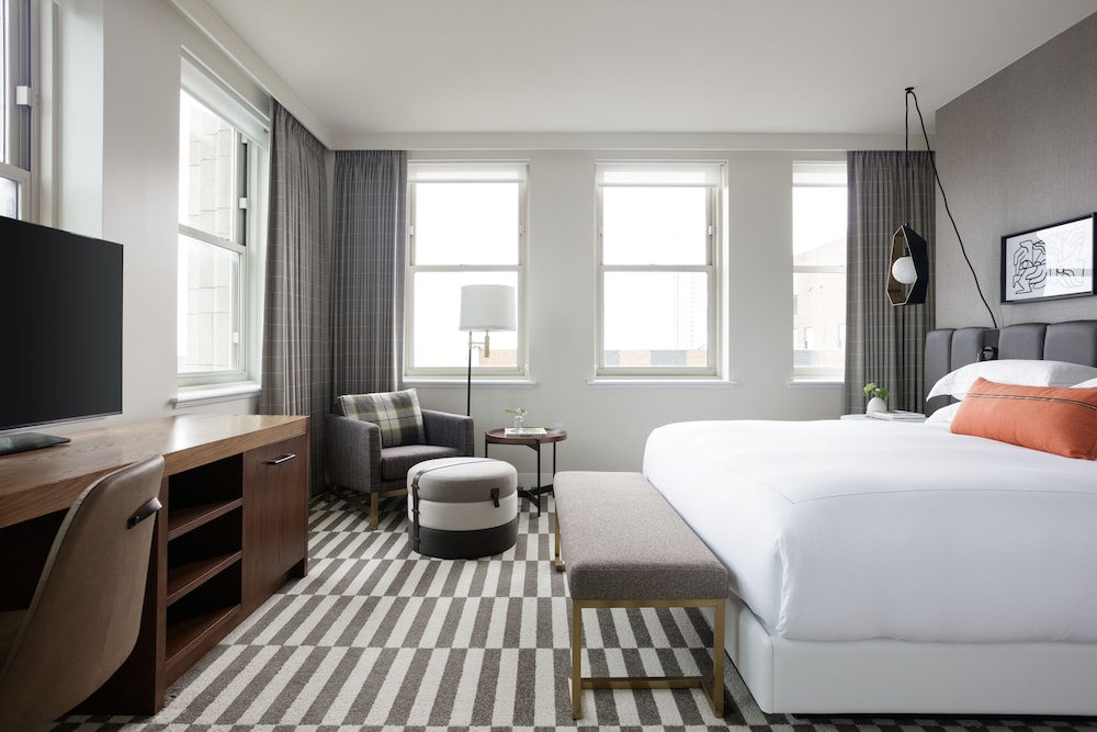 Kimpton Harper Hotel by IHG - photo 13