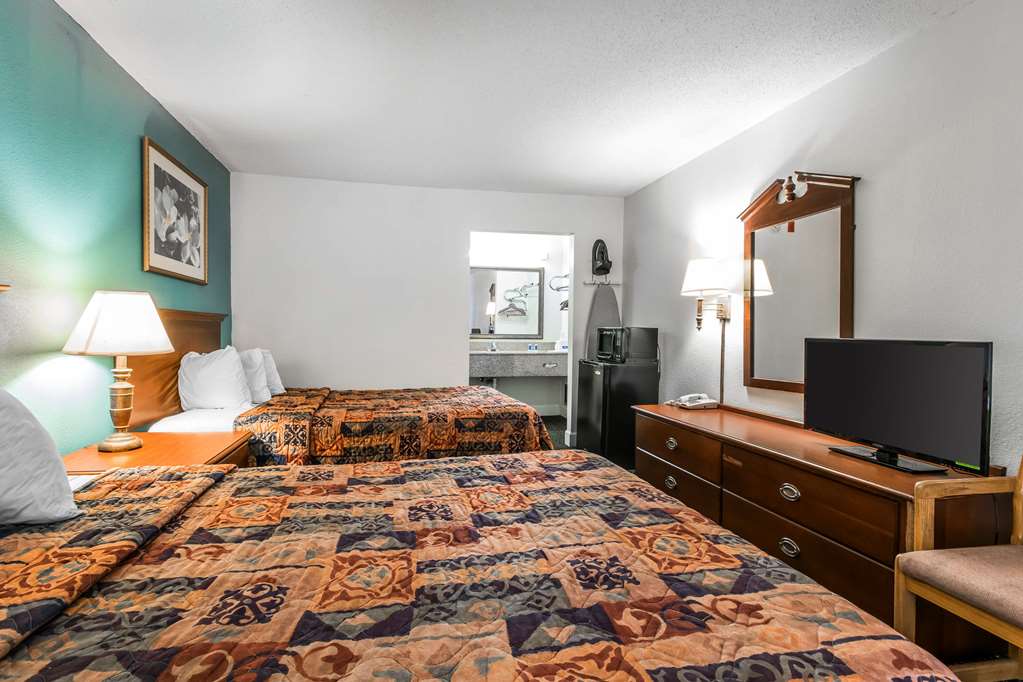 Rodeway Inn Hopkinsville Area - photo 11