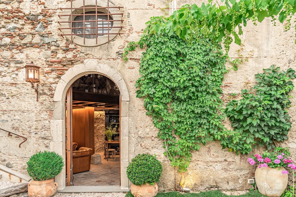 Bar Vitelli Charming suites — Savoca — photo 2