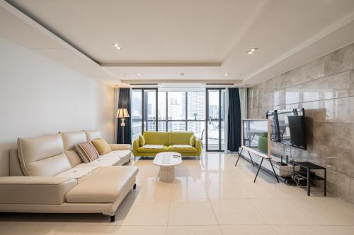 2400sqft On the Beach 1min for big family — 4-Star Luxury Hotel in Busan, South Korea