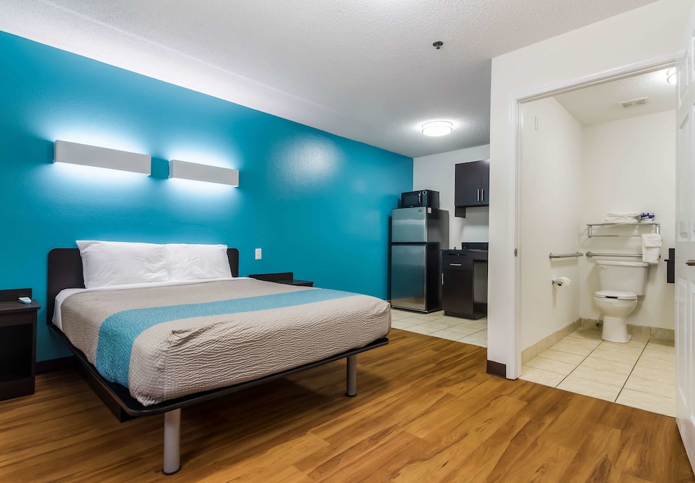 Motel 6 Gulf Shores AL - photo 15