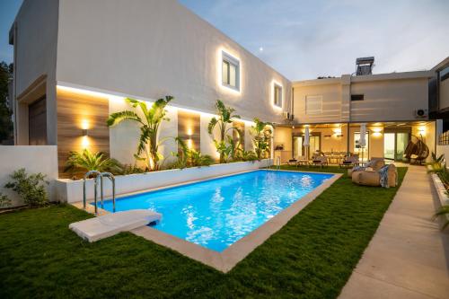 Serenity Villa a Hidden Paradise — 4-Star Luxury Hotel in Agios Vasileios, Greece