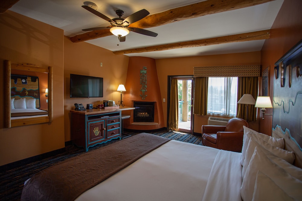 Southwest Inn at Sedona - photo 4